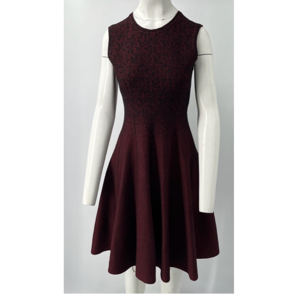 Prada 2015 Red/Black Wool Blend Sleeveless Knit Fit+Flare Dress sz 42 - Picture 1 of 5